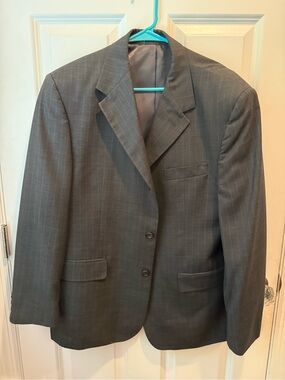 Men’s Suit Jacket, Great Condition! Size 42/107 Short